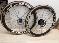 Zipp 303 Firecrest Tubeless Disc 輪組