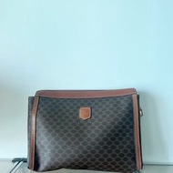 Celine classic vintage brown coated canvas leather macadam Clutch bag handbag 經典中古復古絕版凱旋門老花紋手提袋手拿包銀包
