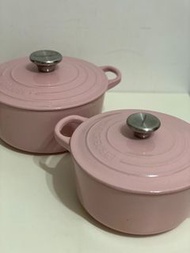le creuset圓形琺瑯鑄鐵鍋 粉紅色 18 16 各一 煲湯 焗飯