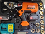 ก้านตัดสายไฟไฮดรอลิกแบบมีมอเตอร์ไฟฟ้า EC-400 แบตเตอรี่ชาร์จได้ สำหรับเชื่อมสายทองแดงและเหล็ก อุปกรณ์