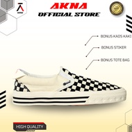 Sepatu Vans7 Slip On Black White Catur Sepatu Pria Santai Sepatu Hitam Putih Autentic Clasik Casual 