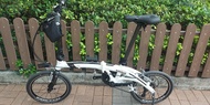 DAHON  D9