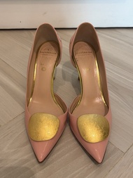 Sauvereign Pink Patent Leather Heels with Gold Accent