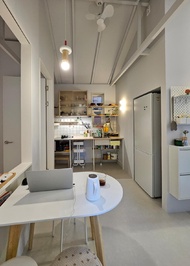 Private Yard House near DDP Early Check In Ideal for Long Stay  5 to 10 minute walk to subway