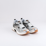 Taywin Origianal Style รองเท้าชายผ้าใบ รุ่น 110I25004