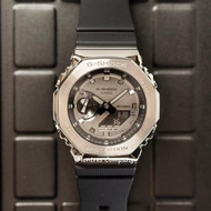 Montres Company 香港註冊公司(33年老店) 卡西歐 CASIO G-Shock Casioak 八角形 金屬質感 八角行針 農家橡樹 GM2100 GM-2100 GM-2100-1 