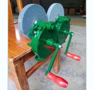 16年非洲南美磨剪刀機 磨刃具家用小型臺式6寸綠色手搖砂輪機