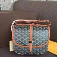 Goyard กระเป๋าบุรุษไปรษณีย์กระเป๋าอานม้ากระเป๋า Saigon 2023ใหม่กระเป๋าสะพายข้างสะพายไหล่แบบพกพาทันสมัยรุ่นดอกไม้ตรงข้าม