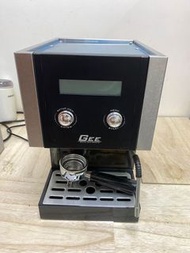 Gee 半自動咖啡機