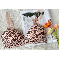 Bra SEAMLESS Plain Th*lia Sh*di (TS) (A64) (R6)