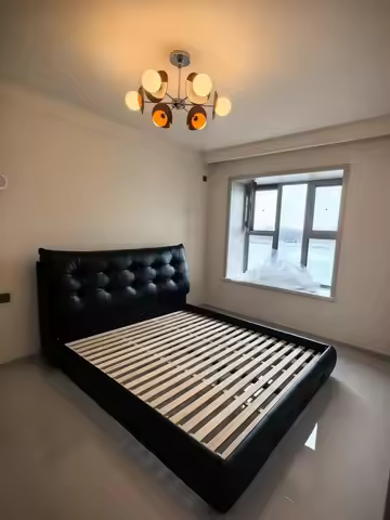 Italian minimalist modern floor-to-ceiling bed light luxury leather double master bedroom 1.8 meters