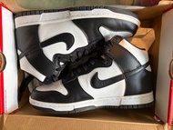 Nike Dunk High 黑白熊貓