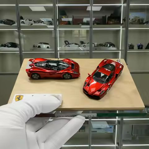 DMH 1:64 Scale Ferrari Enzo 330 P4 Set Resin Car Model
