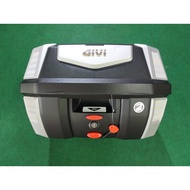 GIVI BOX New 2020 B42N  ## READY STOCK NOW ## Givi 最新款箱子B42N Kotok