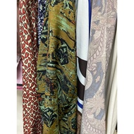 blouse bergaya di mana mana