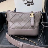 Chanel Gabrielle Bag 流浪包 A01810 灰色⛓金銀雙色金屬鏈設計✨