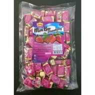 Wingo Chocolate Mini Bar (Strawberry) 600g