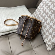 LV 原花金釦舊款Nano Noe斜背小水桶包