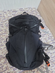 Mystery Ranch coulee 25背包