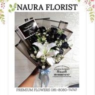 bucket bunga/ bunga lili putih/ bunga asli/ mawar hitam/ buket kado 01
