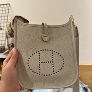 Hermes evelyne16 冰川白