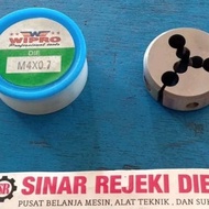 MATA M4 x 0.7 M4 x 0.7 External Thread Snei Eye Bolt Snai Dies Head M4x0.7 M4x0.7 Wipro