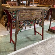 โต๊ะวางพระ (ขนาดใหญ่) ตู้ไม้แกะสลัก กว้าง 95x90x40 ซม. ทำสีทองโบราณ (มี 2ลาย) โต๊ะลายดอกพุด ชั้นวางท