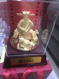 恒生銀行財神擺件