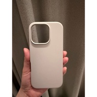 For Sale: Iphone 16 pro Case elago Brand