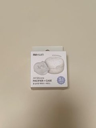 Moyuum 白金矽膠2號奶嘴連盒(3M+)