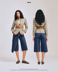 TGDA.CO - กางเกงขาสามส่วน Body Girl รุ่น Beatle Jorts (พร้อมส่ง)