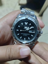 QRZ MEN WATCH (SEIKO 5 SPORTS)