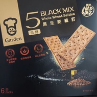 多款。零食 嘉頓  黑全麥梳打餅。韓國拌面 寶礦力冲劑  /潔廁得清香凍