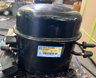 คอมเพรสเซอร์ตู้แช่ 1/2HP รหัส AE4440Y  R134
