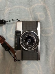 Olympus Pen EES-2 菲林相機