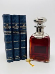 舊酒收藏 靚版 包膜乾淨 軒尼詩藍色聖書 干邑 700ml Hennessy #馬爹利#人頭馬#萬利金龍#高斯#拿破崙#金花遠年#百事吉