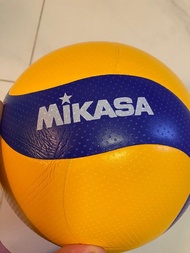 V200w mikasa 排球 $180/1 （包順豐）