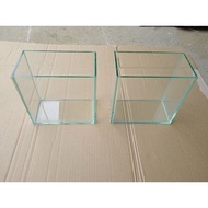 Aquarium 8 inches long, width 4 inches, height 8 inches, thickness 3 mm. 8 x 4 x 8, new items, speci