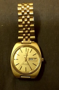 #23旋轉生日慶  OMEGA （SEAMASTER）海馬包金自動上鏈機械錶。錶徑3.5cm（ 含龍頭3.7cm）。腕徑錶帶長19cm寬2cm。