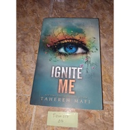 Ignite Me Book - Tahereg