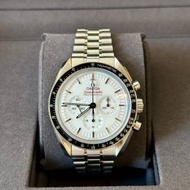 Omega -  Speedmaster white dial 白面310.30.42.50.04.001