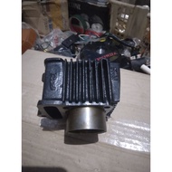 Cylinder block HONDA c70/c700 nos STD