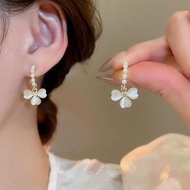 猫眼石花朵珠珠耳环轻奢高级时尚小众简约气质百搭耳钉耳饰女Cat's Eye Stone Flower Bead Earrings Light Luxury High FashionS3GfV7cz2m