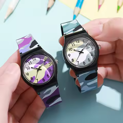 UTHAI New Children's Watch Sports Camo Digital Boys Girls Primary Secondary School Students Fashion 