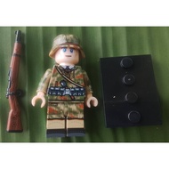 WW2 German Camo uniform soldier
