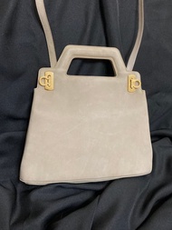 Salvatore Ferragamo 米白色 麂皮 梯形 義大利 手提 肩背 古董包
