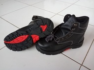 Sepatu Safety Aetos Tungsten 6 inch size No 40 New