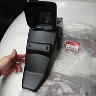 80100 GF6 2A0 REAR MUDFRAME HONDA WIN 100 original