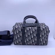 Dior迪奧 Lingot26波士頓老花手提單肩包，男女同款 上身超級帥氣，尺寸26x16×14.5