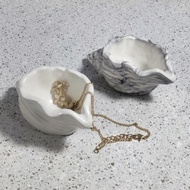 Wadah Perhiasan Bentuk Keong | Bahan Semen | Conch Shaped Jewelry Holder